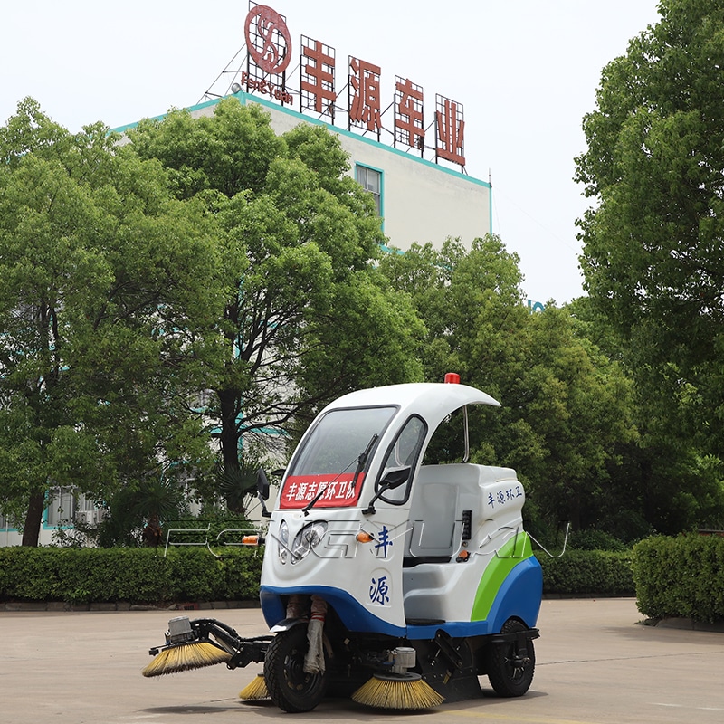 Electric Street Sweeper